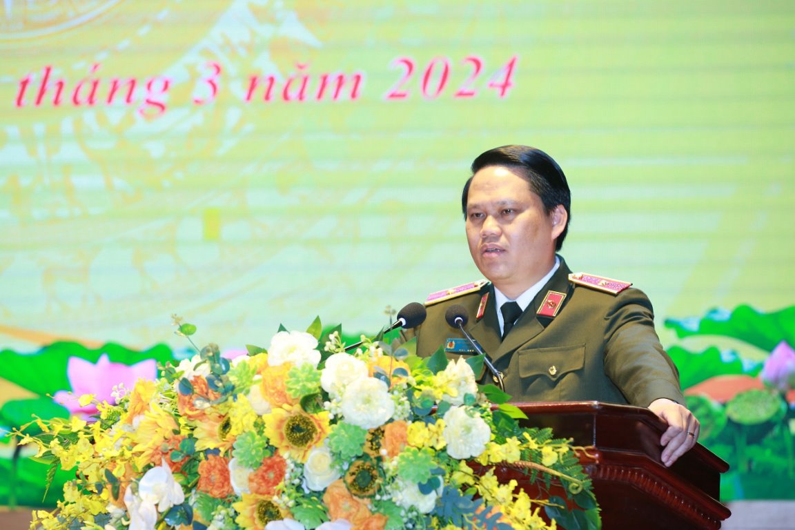 Đồng chí Thiếu tướng Bùi Quang Thanh, Ủy viên Ban Thường vụ Tỉnh ủy, Bí thư Đảng ủy, Giám đốc Công an tỉnh phát biểu
