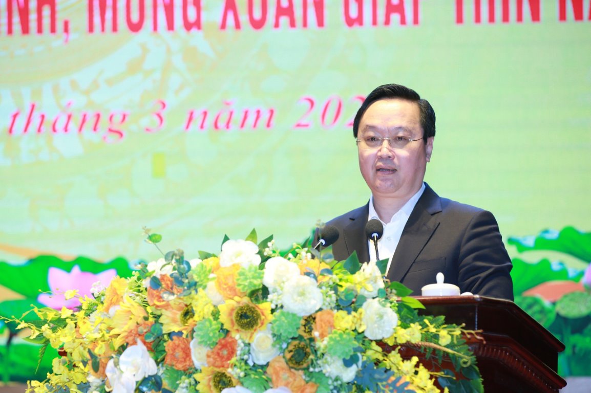Đồng chí Nguyễn Đức Trung, Phó Bí thư Tỉnh ủy, Chủ tịch UBND tỉnh phát biểu chỉ đạo tại Hội nghị