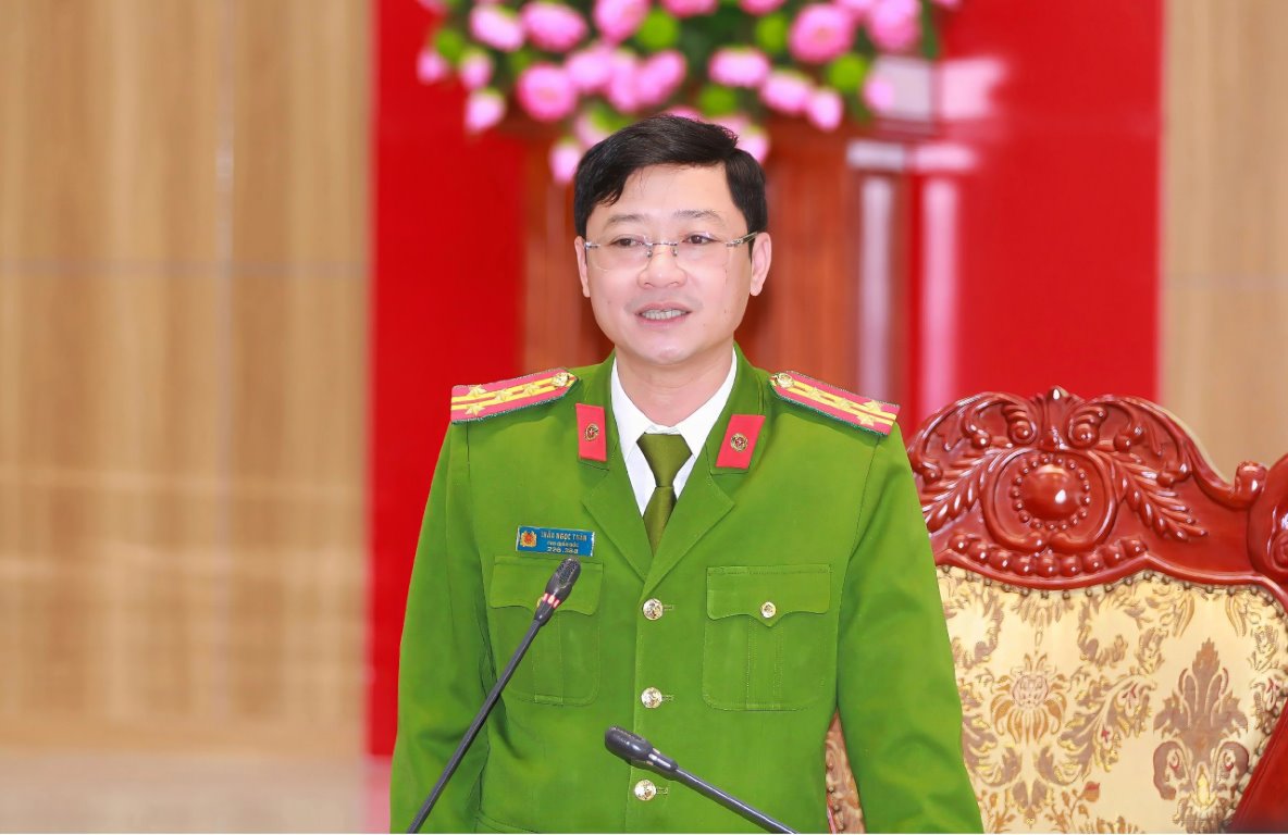 Đồng chí Đại tá Trần Ngọc Tuấn - Phó Giám đốc Công an tỉnh phát biểu chỉ đạo 