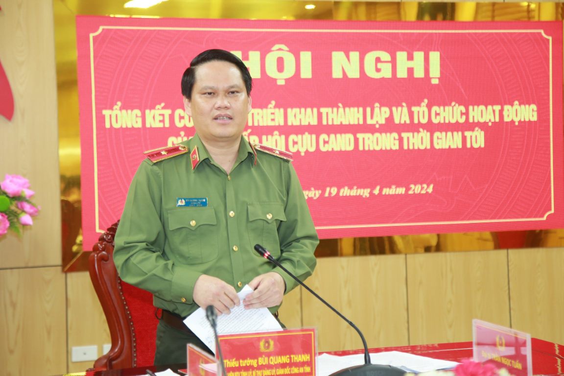 Đồng chí Thiếu tướng Bùi Quang Thanh, Ủy viên Ban Thường vụ Tỉnh ủy, Bí thư Đảng ủy, Giám đốc Công an tỉnh phát biểu kết luận tại Hội nghị