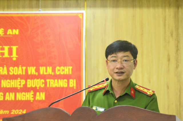 Đại tá Trần Ngọc Tuấn phát biểu