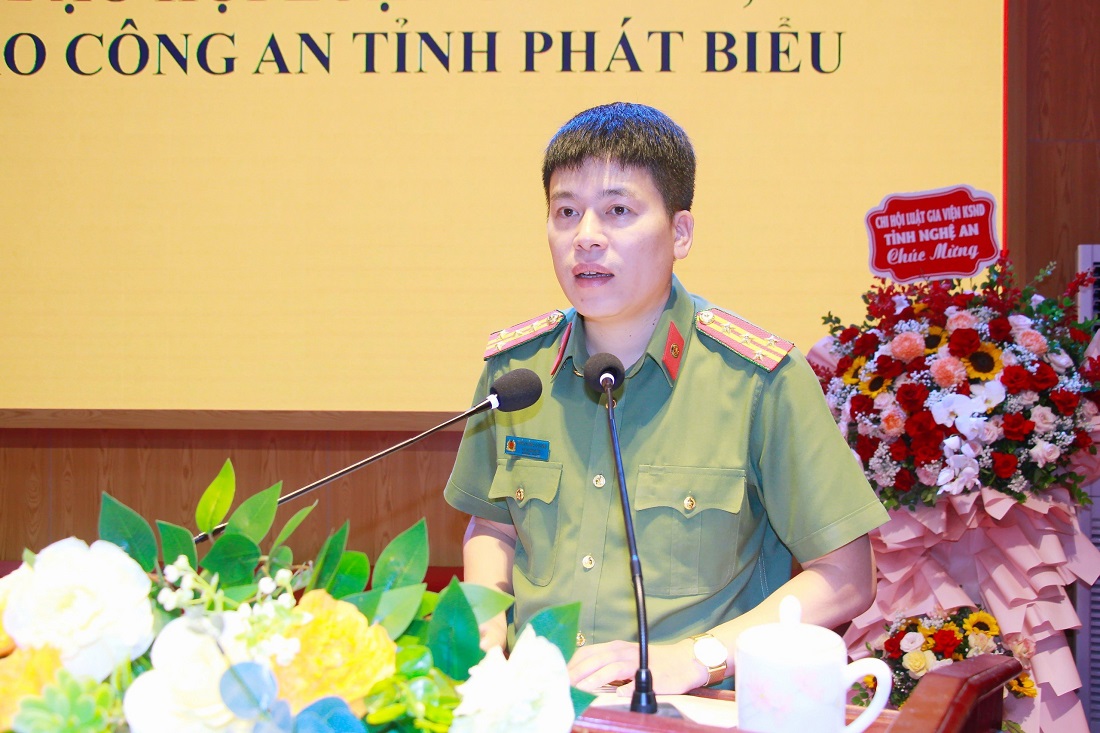 Đồng chí Đại tá Trần Hồng Quang - Phó Giám đốc Công an tỉnh phát biểu tại Đại hội