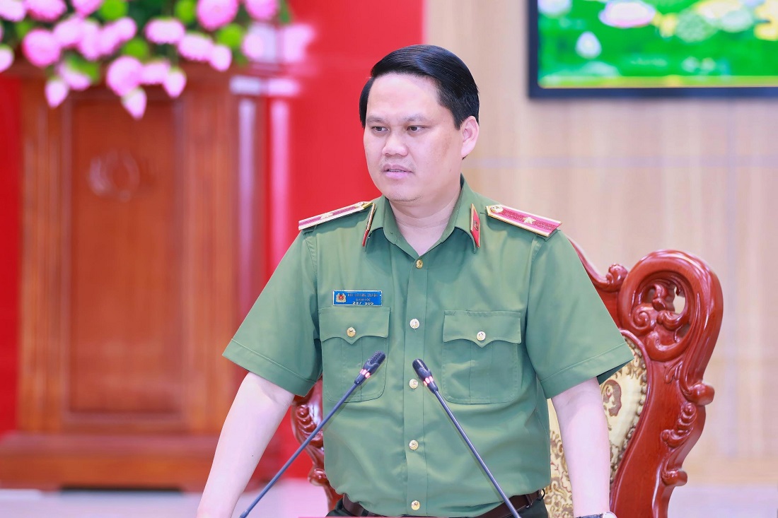 Đồng chí Thiếu tướng Bùi Quang Thanh, Giám đốc Công an tỉnh phát biểu chỉ đạo tại  Hội nghị