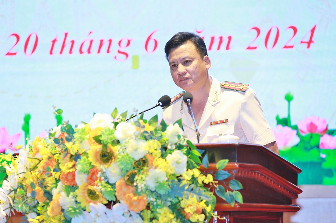 Đồng chí Đại tá Phạm Vũ Cường phát biểu nhận nhiệm vụ