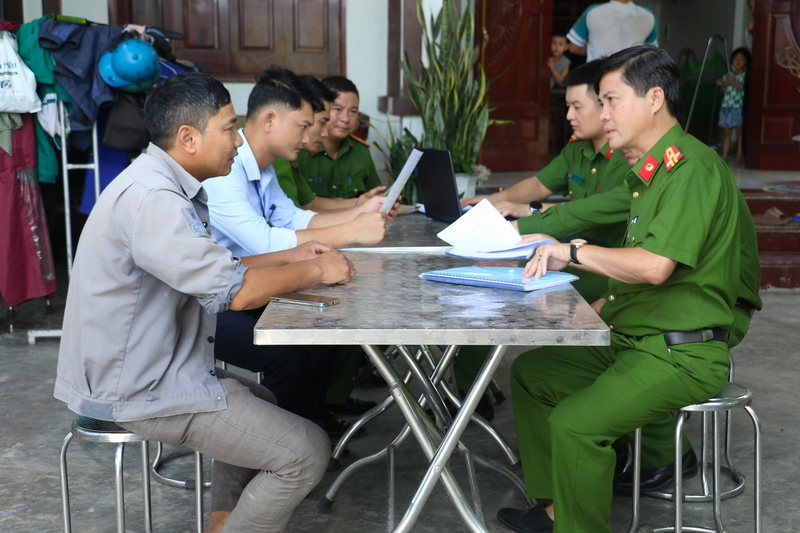 Đoàn công tác kiểm tra PCCC nhà ở cho thuê trọ, cơ sở kinh doanh dịch vụ cho thuê trọ tại thị xã Hoàng Mai