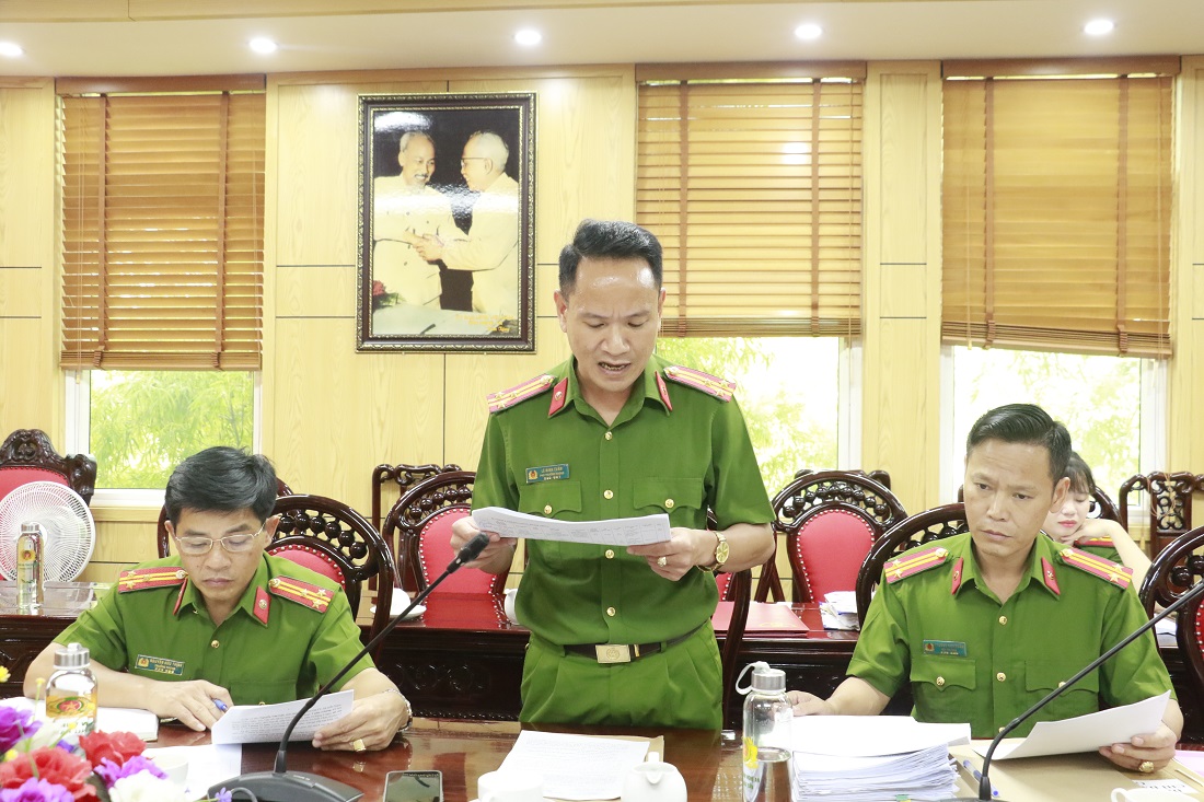 Cơ quan thi hành án hình sự Công an tỉnh thông qua hồ sơ danh sách phạm nhân được xét đề nghị đặc xá đợt 02/9