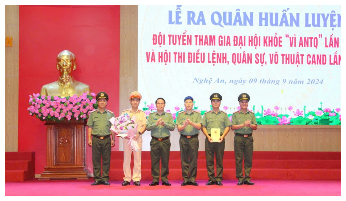 Ra quân huấn luyện Đội tuyển tham gia Đại hội khỏe 