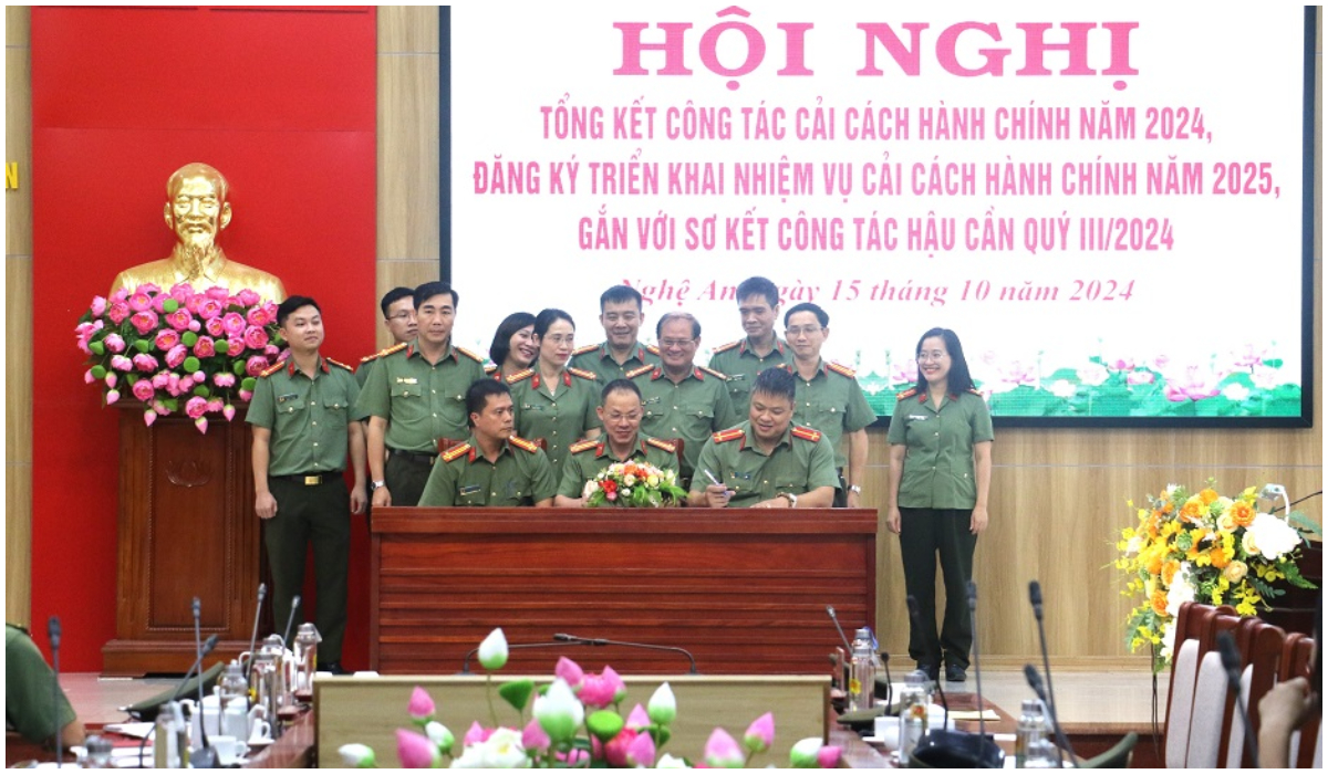 Phòng Hậu cần đăng ký nhiệm vụ cải cách hành chính năm 2025 gắn với sơ kết công tác hậu cần quý III/2024