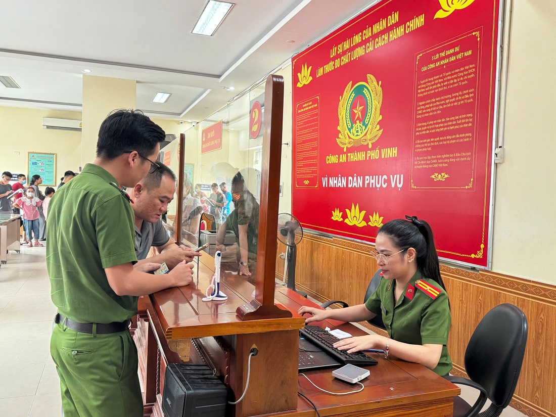 Công an thành phố Vinh luôn tận tụy vì Nhân dân phục vụ