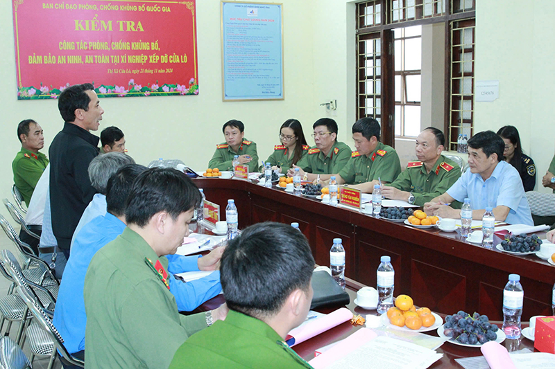 Trước đó đoàn kiểm tra đã tiến hành kiểm tra công tác phòng, chống khủng bố tại Ngân hàng Nhà nước Việt Nam Chi nhánh tỉnh Nghệ An và xí nghiệp xếp dỡ Cửa Lò (thuộc Công ty cổ phần Cảng Nghệ Tĩnh).