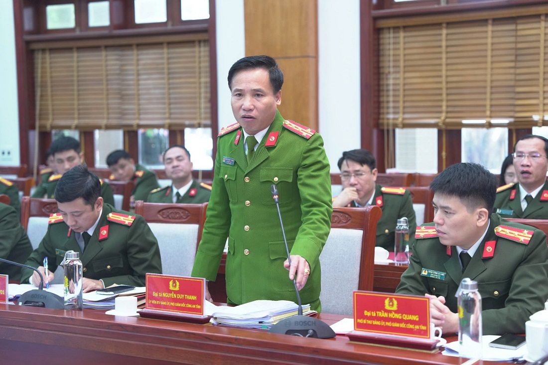 Đồng chí Đại tá Nguyễn Duy Thanh, Phó Giám đốc, Thủ trưởng Cơ quan Cảnh sát điều tra Công an tỉnh phát biểu