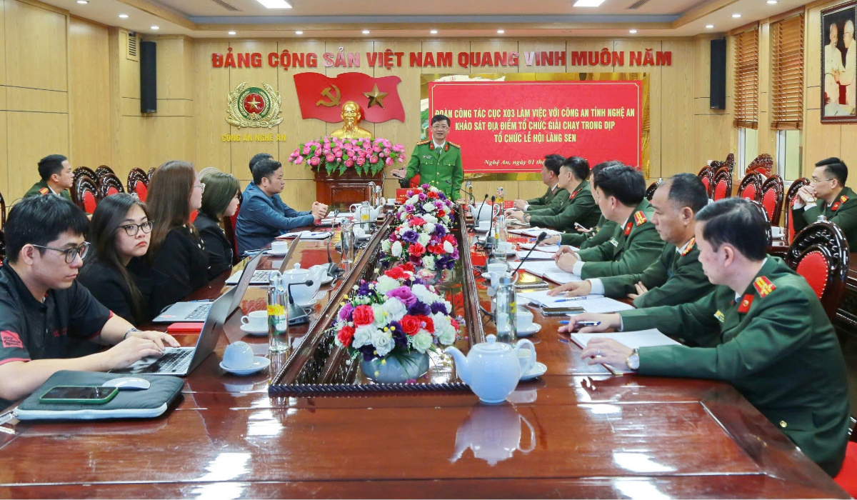 Chuẩn bị các điều kiện tổ chức giải chạy marathon trong dịp Lễ hội Làng Sen
