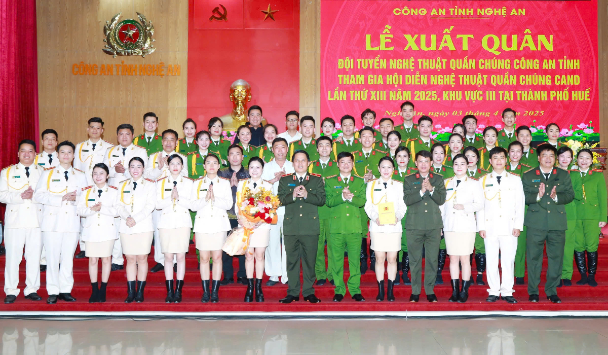 Lễ xuất quân Đoàn nghệ thuật quần chúng Công an tỉnh tham gia Hội diễn nghệ thuật quần chúng Công an nhân dân năm 2025