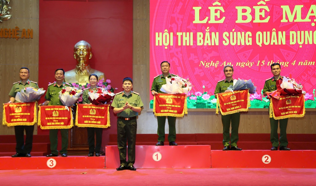 Bế mạc và trao giải Hội thi bắn súng quân dụng năm 2025