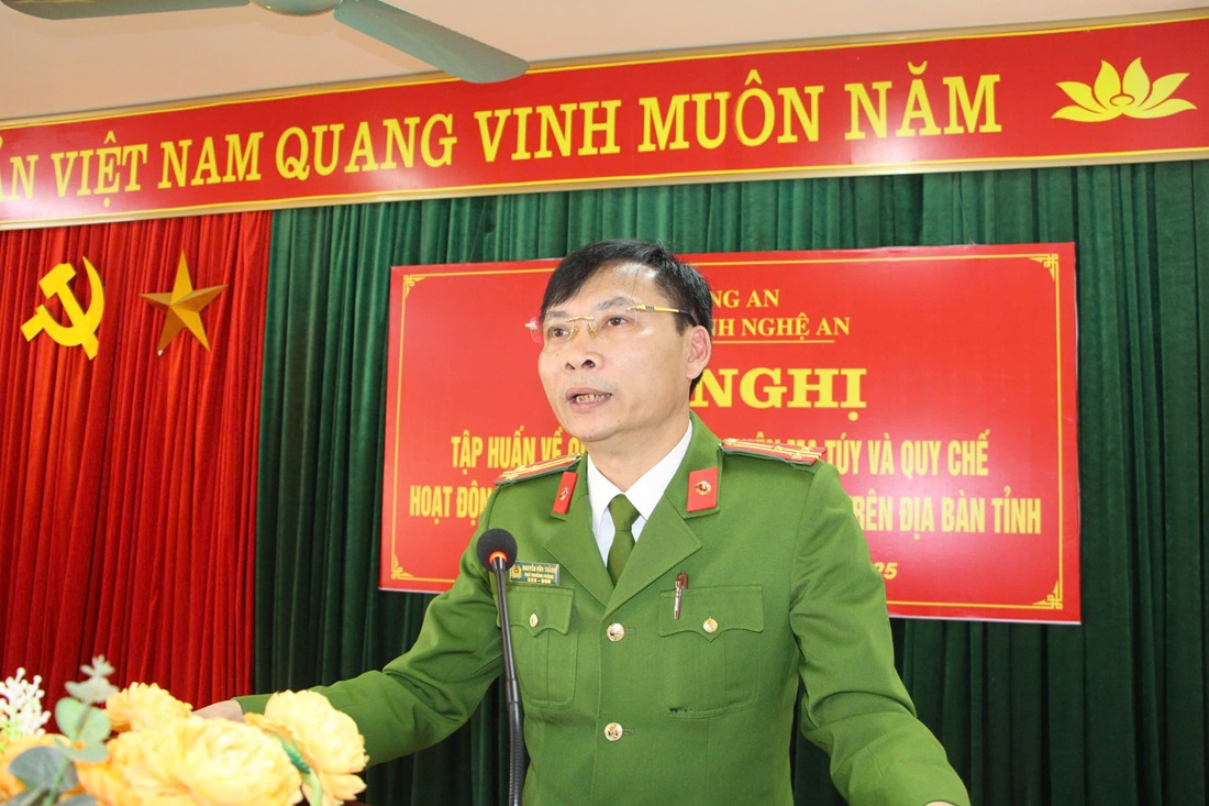 Lãnh đạo Phòng Cảnh sát điều tra tội phạm về ma túy trực tiếp tập huấn các nội dung