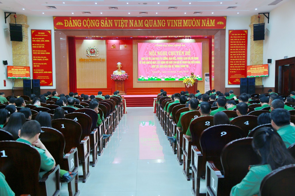 Toàn cảnh Hội nghị