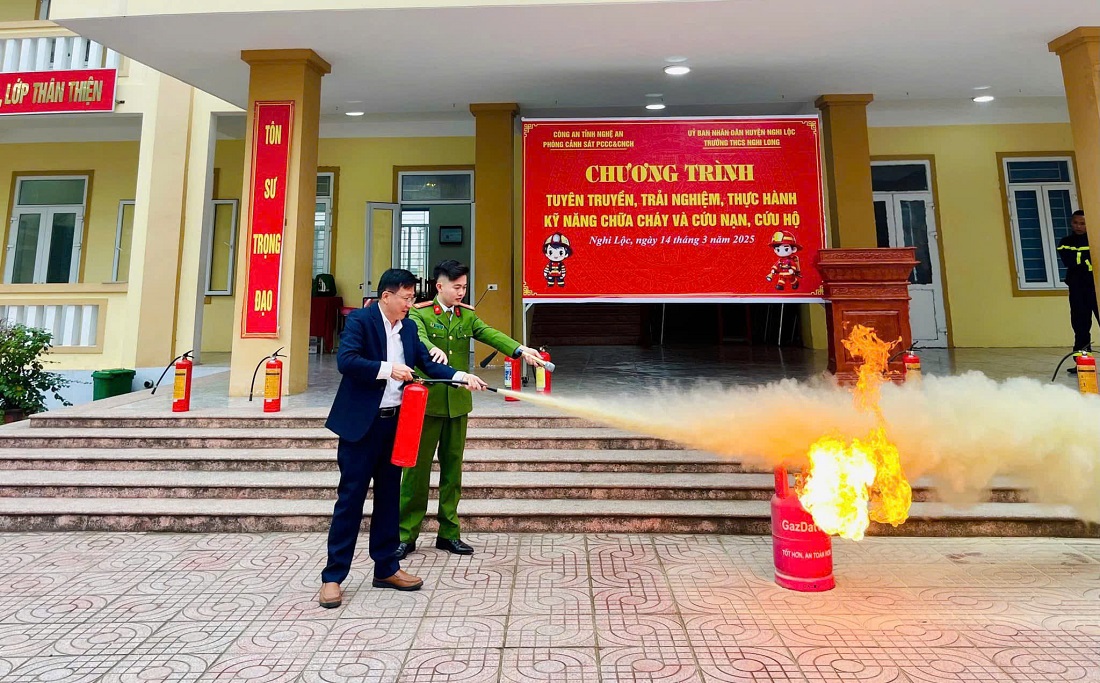 Xây dựng phong trào toàn dân tham gia phòng cháy, chữa cháy