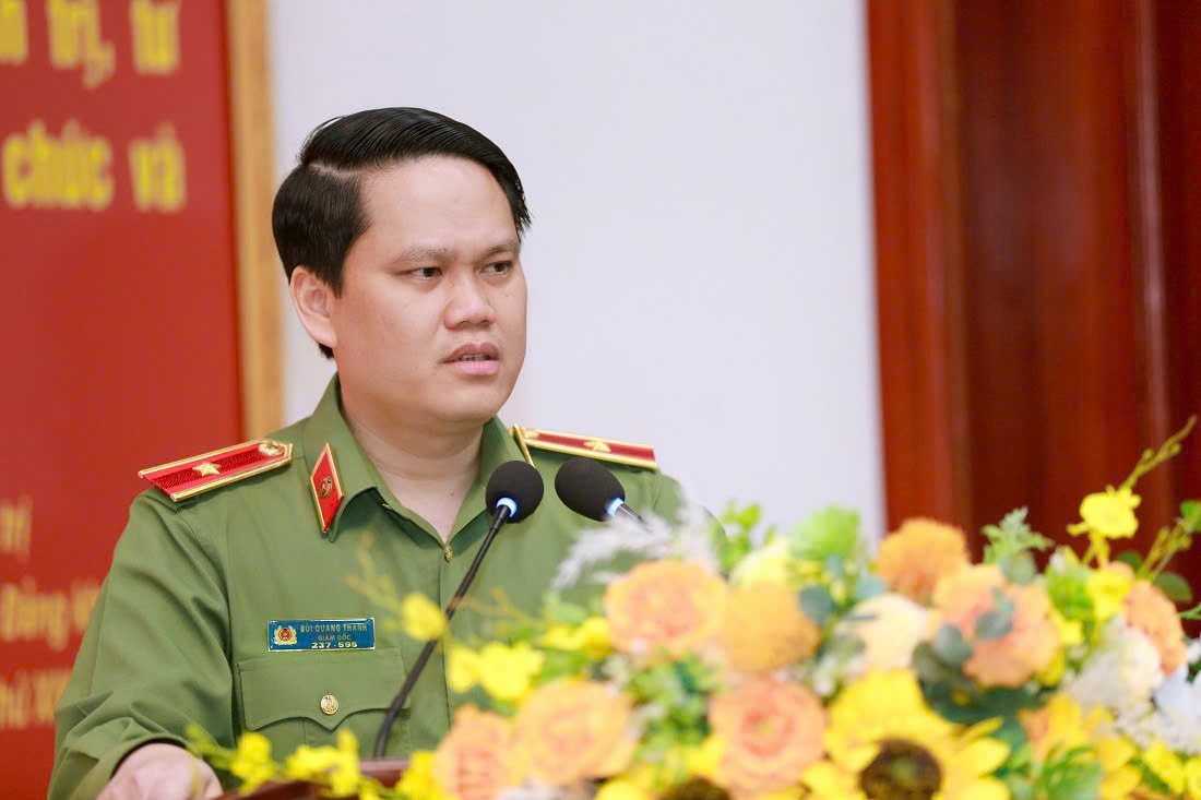 Đồng chí Thiếu tướng Bùi Quang Thanh, Ủy viên Ban Thường vụ Tỉnh ủy, Bí thư Đảng ủy, Giám đốc Công an tỉnh phát biểu chỉ đạo tại Hội nghị