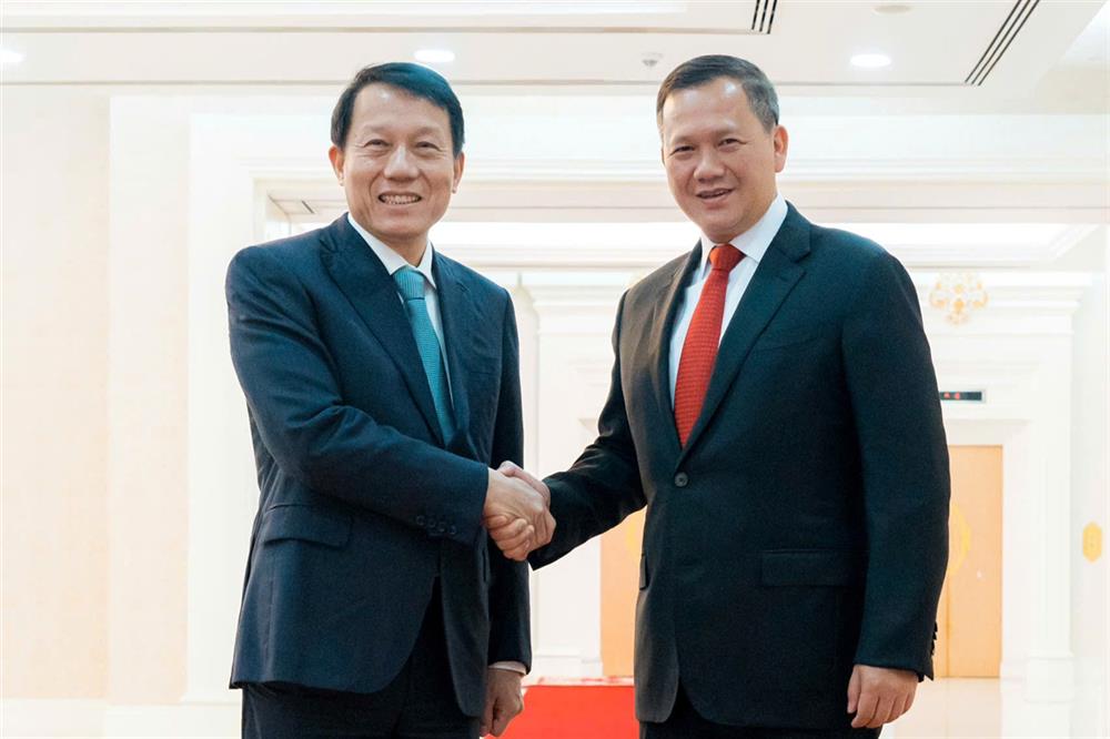 Bộ trưởng Lương Tam Quang hội kiến Thủ tướng Campuchia Hun Manet.