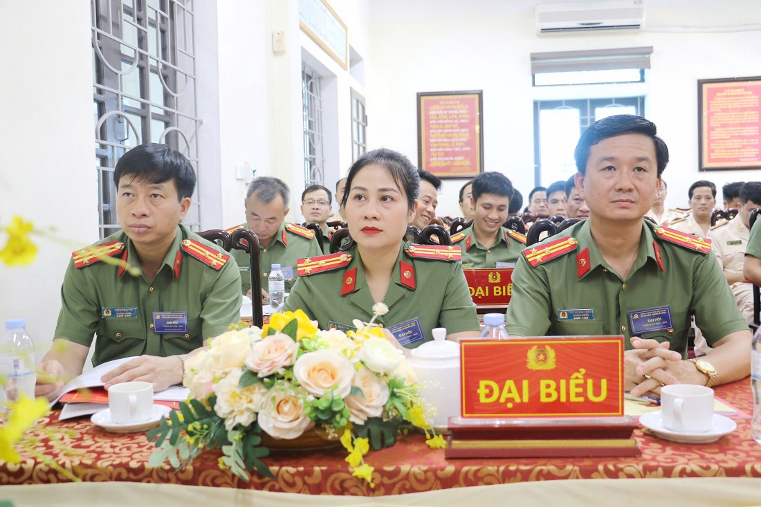 Các đại biểu dự Đại hội