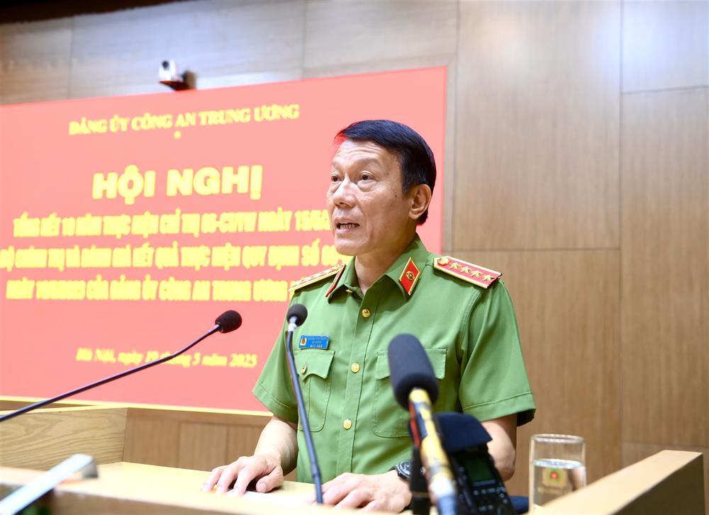 Bộ trưởng Lương Tam Quang phát biểu đáp từ