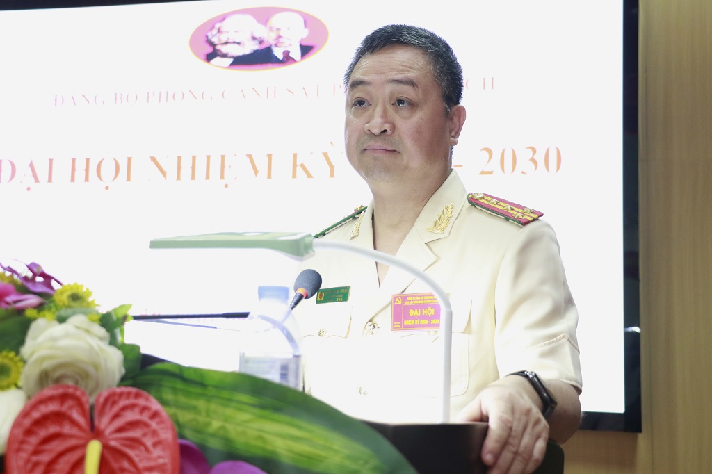 Đồng chí Đại tá Nguyễn Ngọc Thanh, Trưởng Phòng Cảnh sát PCCC và CNCH phát biểu tại Đại hội  