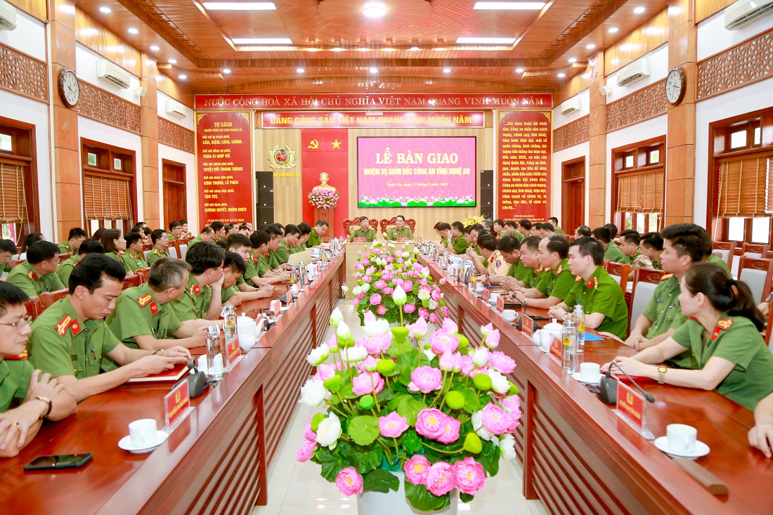 Toàn cảnh Lễ bàn giao