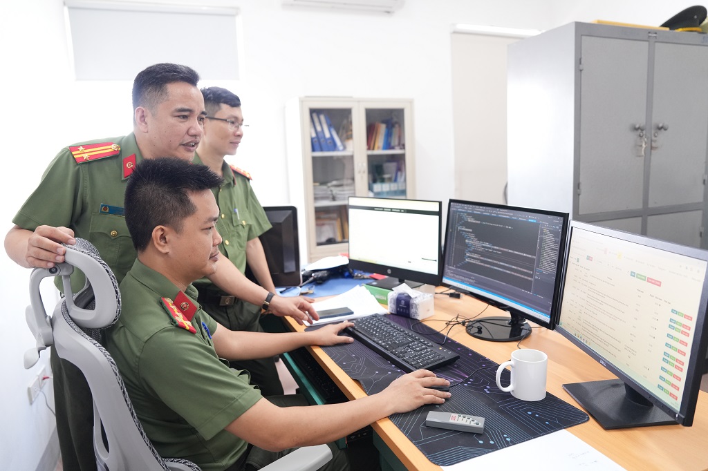 Khơi dậy tinh thần sáng tạo, tập trung nghiên cứu sáng kiến, ứng dụng công nghệ số