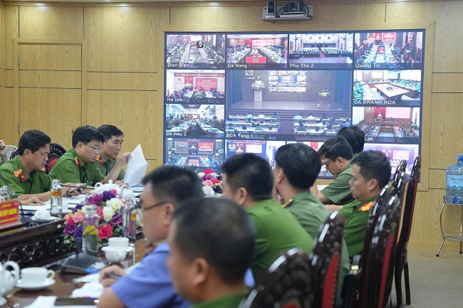 Tại điểm cầu Công an tỉnh Nghệ An