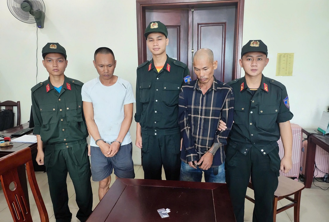 Đối tượng Hồ Viết Thành và Trần Nhật Tân tại Cơ quan Công an