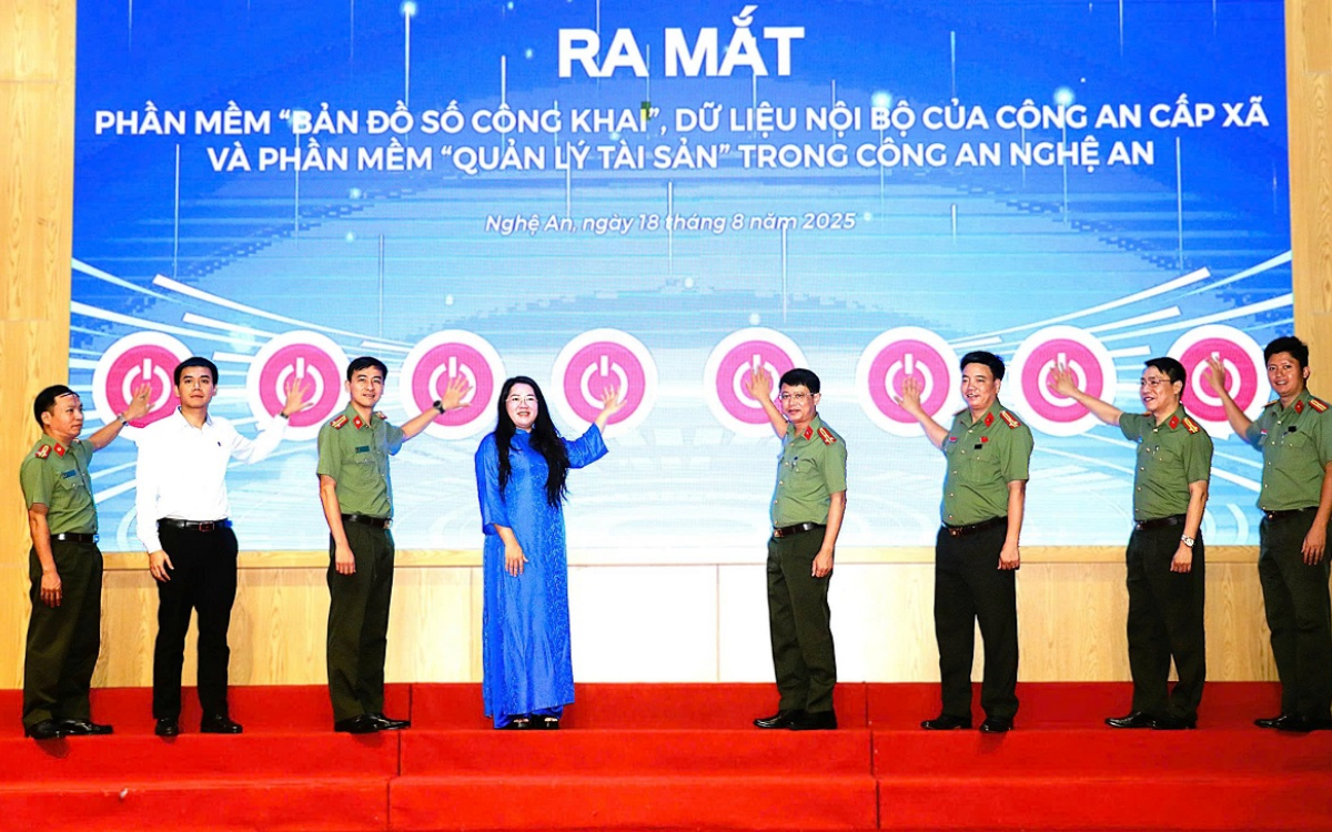 Ra mắt phần mềm 