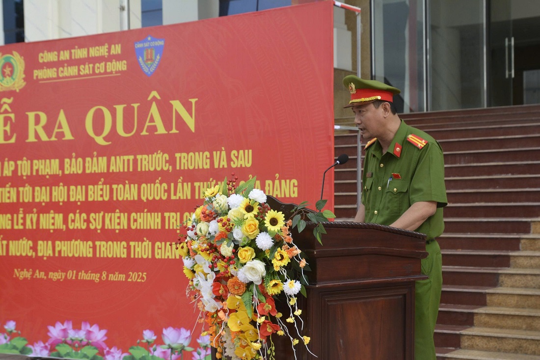 Đại diện chỉ huy đội thông qua nội dung trọng tâm của Kế hoạch mở đợt cao điểm