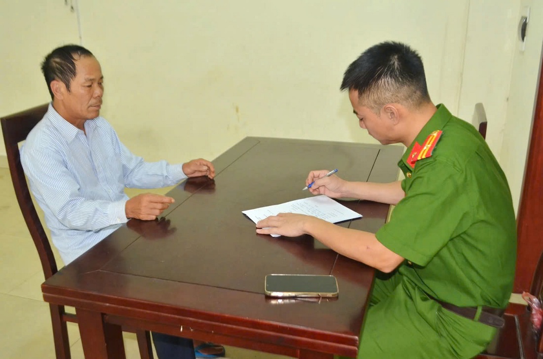 Cơ quan Công an lấy lời khai đối tượng Lương Văn Dương