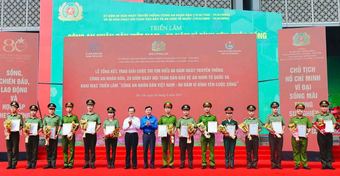 Bài dự thi của nhóm “Vươn mình” - Công an Nghệ An đạt giải B Cuộc thi