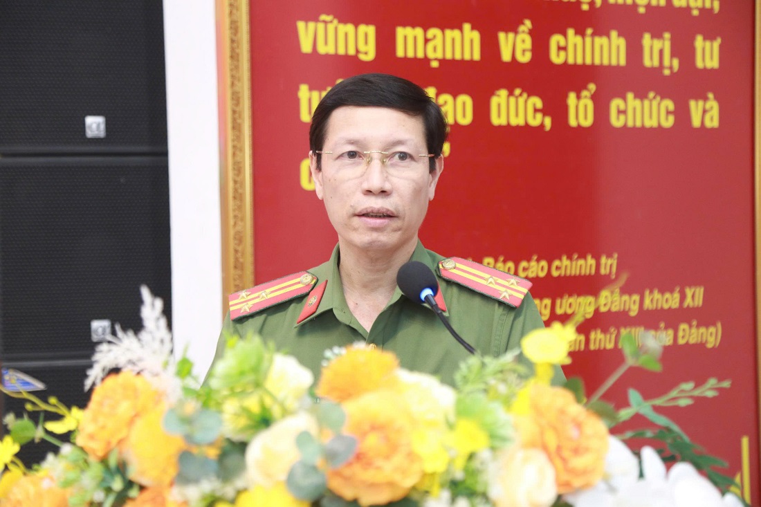 Lãnh đạo Phòng An ninh chính trị nội bộ phổ biến các chuyên đề