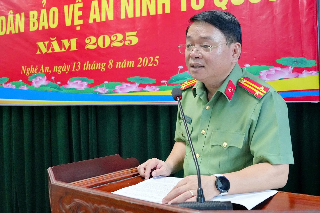 Đồng chí Trung tá Nguyễn Thanh Tuấn – Phó Trưởng phòng Phòng An ninh kinh tế phát biểu tại Hội nghị