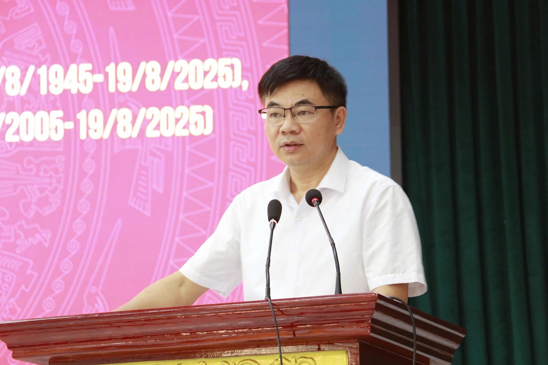 Đồng chí Nguyễn Ngọc Biên, Bí thư Đảng ủy xã Phúc Lộc phát biểu tại Lễ kỷ niệm