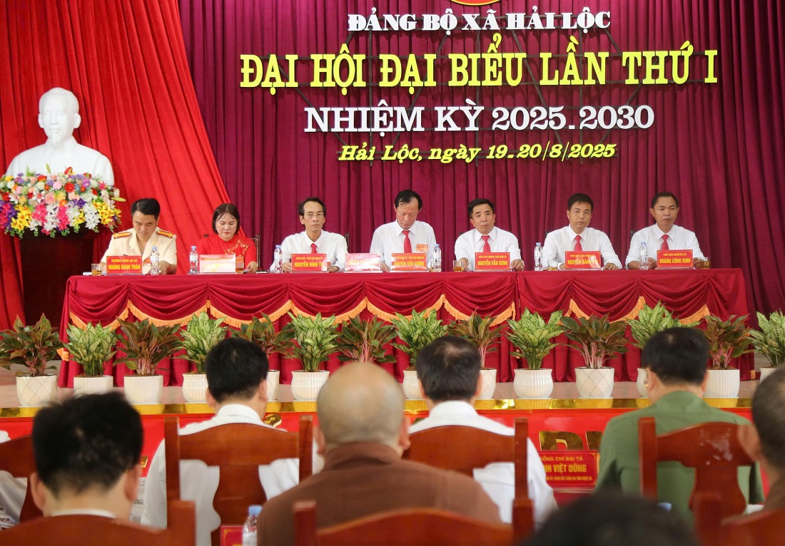 Đoàn Chủ tịch điều hành Đại hội