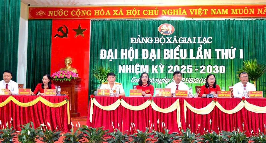 Đoàn Chủ tịch điều hành Đại hội