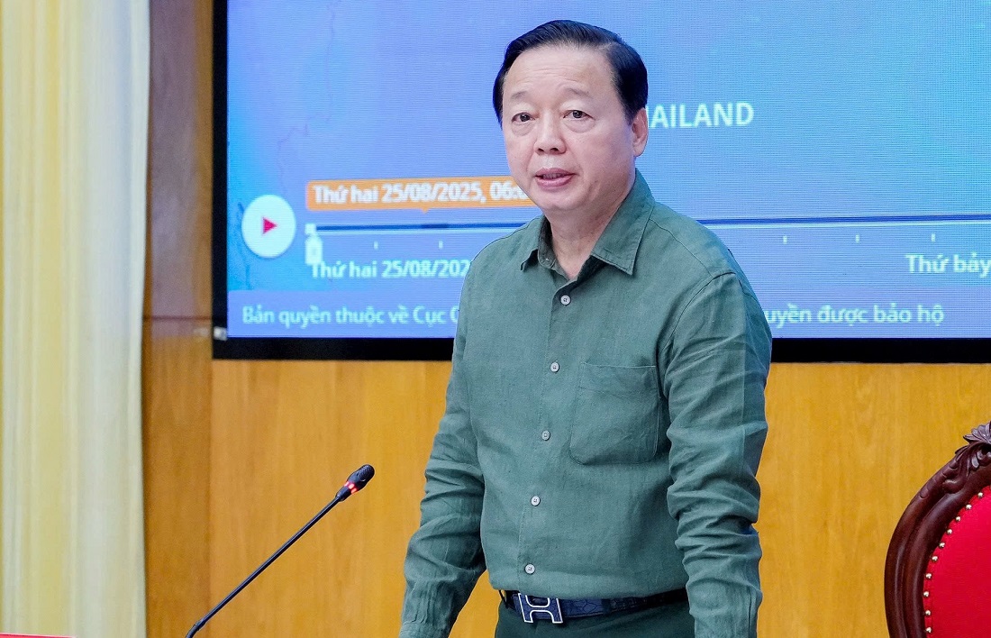 Phó Thủ tướng Trần Hồng Hà trực tiếp chỉ đạo công tác ứng phó bão số 5 tại Sở Chỉ huy tiền phương