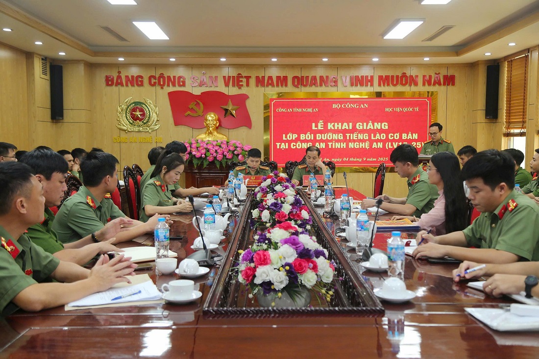 Toàn cảnh lễ khai giảng