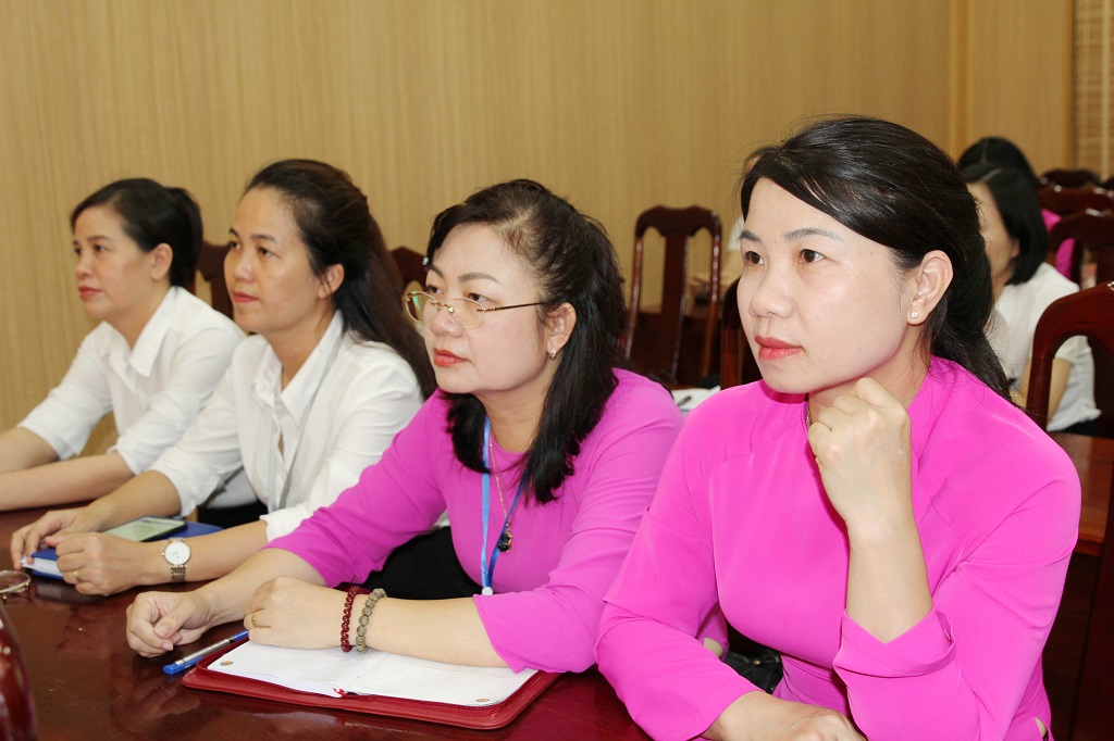 Đông đảo cán bộ, chiến sĩ Phòng Cảnh sát cơ động và cán bộ, viên chức, người lao động Khu Di tích Kim Liên tham gia buổi tuyên truyền