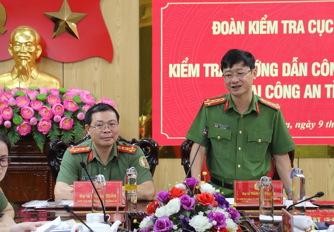 Đồng chí Đại tá Trần Ngọc Tuấn, Ủy viên Ban Thường vụ Đảng ủy, Phó Giám đốc Công an tỉnh phát biểu chỉ đạo