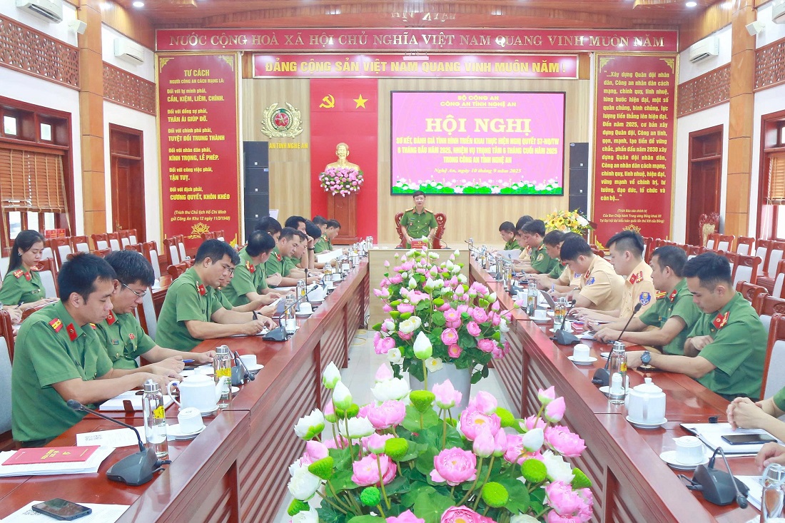 Toàn cảnh Hội nghị