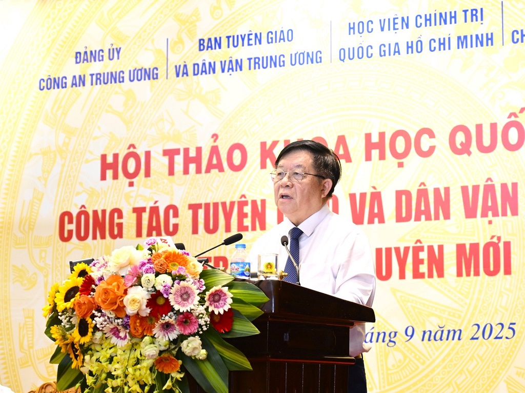 Trưởng Ban Tuyên giáo và Dân vận Trung ương Nguyễn Trọng Nghĩa kết luận Hội thảo.