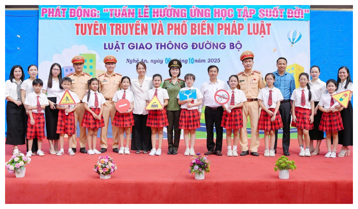 Tuyên truyền và phổ biến pháp luật về Luật Giao thông đường bộ