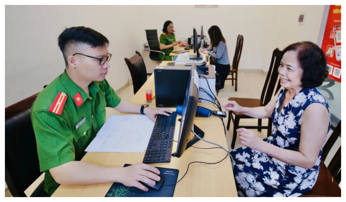 Công bố các thủ tục hành chính mới, sửa đổi, bổ sung và bị bãi bỏ trong lĩnh vực quản lý xuất nhập cảnh