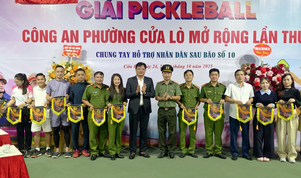 Khai mạc giải Pickleball Công an phường Cửa Lò mở rộng lần thứ 1/2025