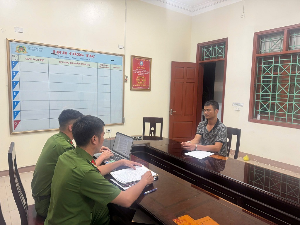 Đối tượng Nguyễn Văn Hòa tại Cơ quan Công an