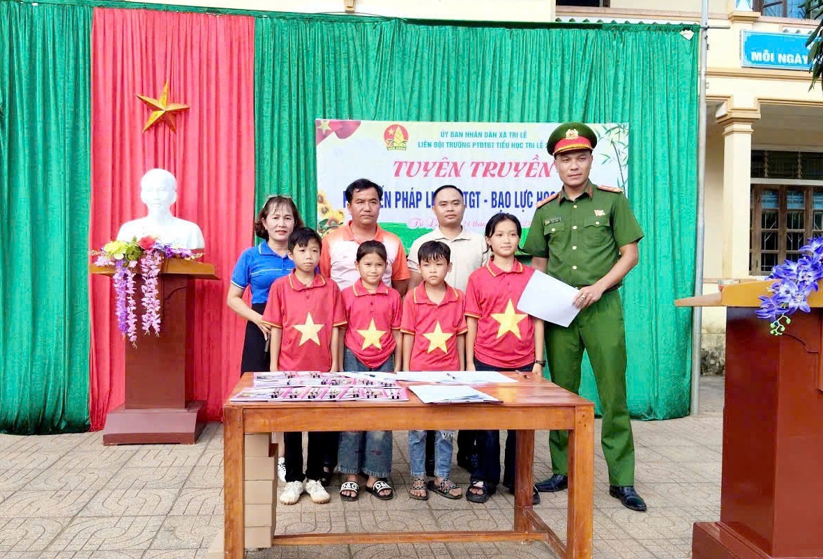 Tuyên truyền, phổ biến pháp luật về TTATGT tại các trường học